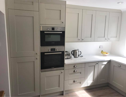 I bought the Simply White Sparkle 20mm quartz to finish off my kitchen and the colour is just perfect. Very pleased with Stone Synergy from start to finish.